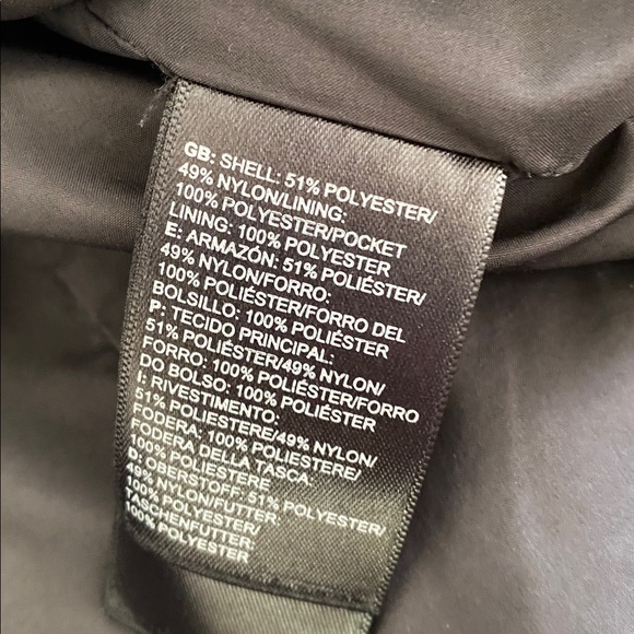 The North Face Waterproof Black Hooded Trench Jacket XS - Picture 4 of 7